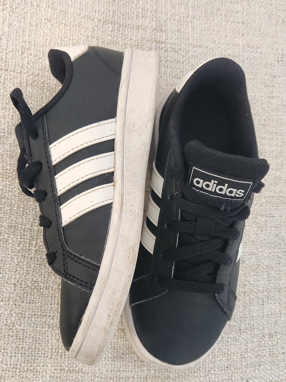 adidas Kids Black & White Classic Low-Top Sneakers